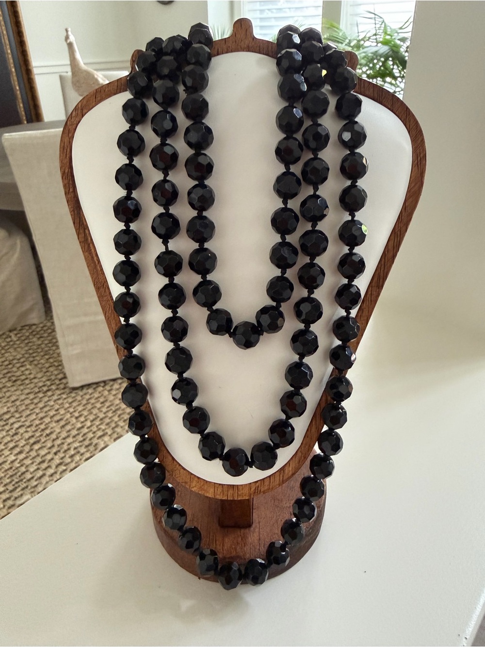 Excellent Condition!! Vintage Hand Knotted Jet Black Crystal Faceted Beads
